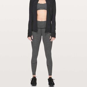 Lululemon Wunder Under High-Rise Tight Luxtreme 28" Black & White Stripe size 6